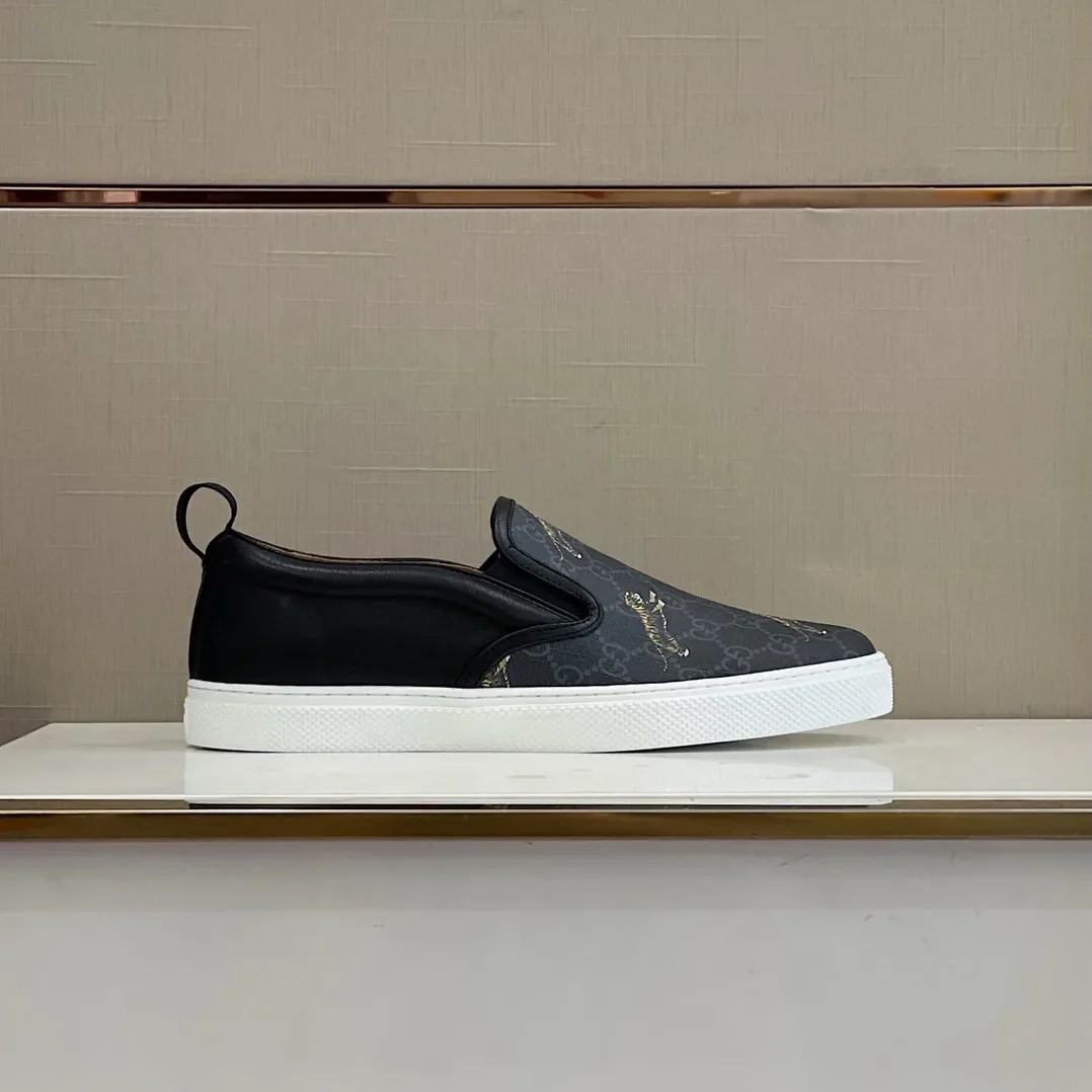 Gucci Ace GG Supreme Slip-On With Tigers Printed Black for Men