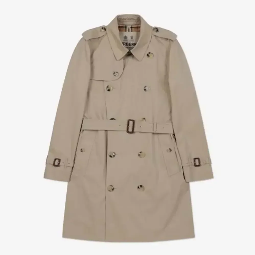 Burberry Chelsea Heritage Trench Coat for Women