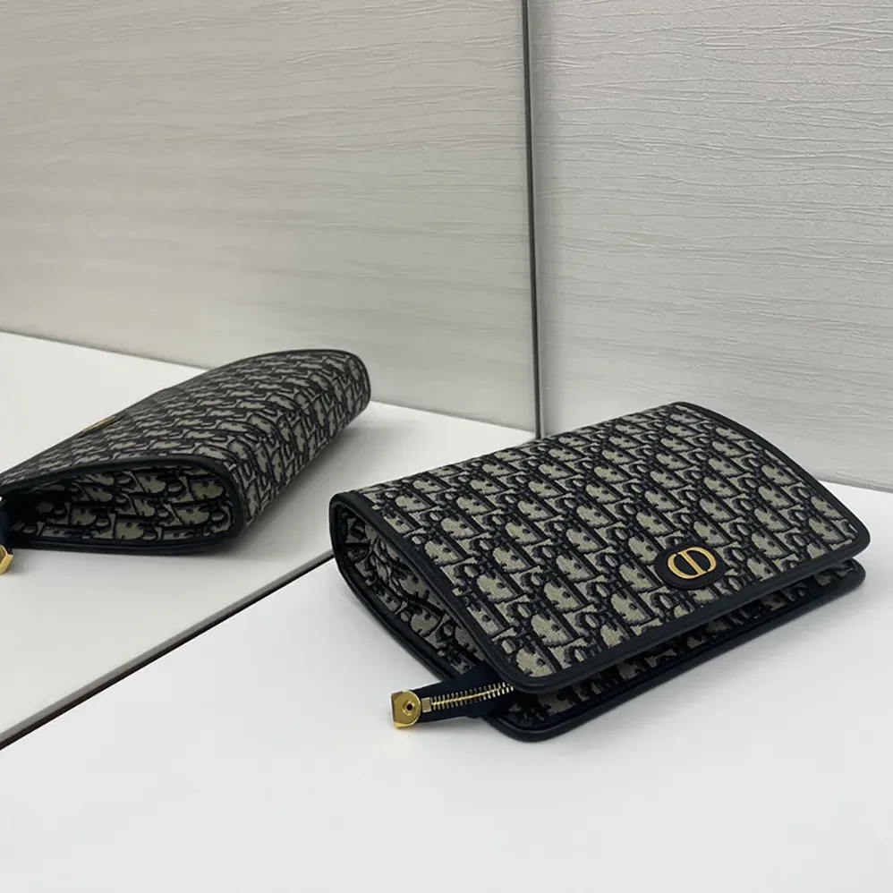 Dior 30 Montaigne Dea Pouch Blue Dior Oblique Jacquard for Women Dior 30 Montaigne Dea Pouch Blue Dior Oblique Jacquard for Women