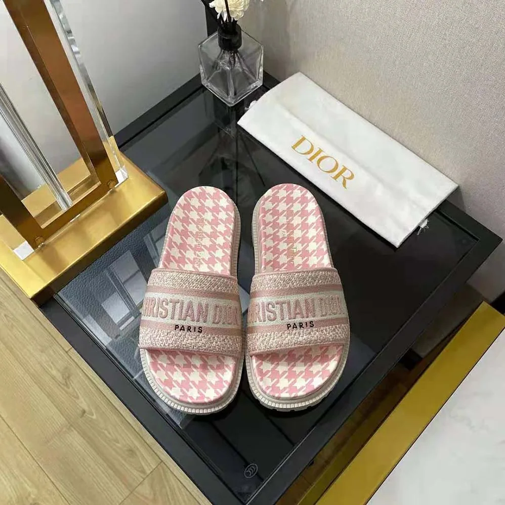 Dior Dway Slide Peony Pink Embroidered Cotton with Micro Houndstooth Motif for Women Dior Dway Slide Peony Pink Embroidered Cotton with Micro Houndstooth Motif for Women