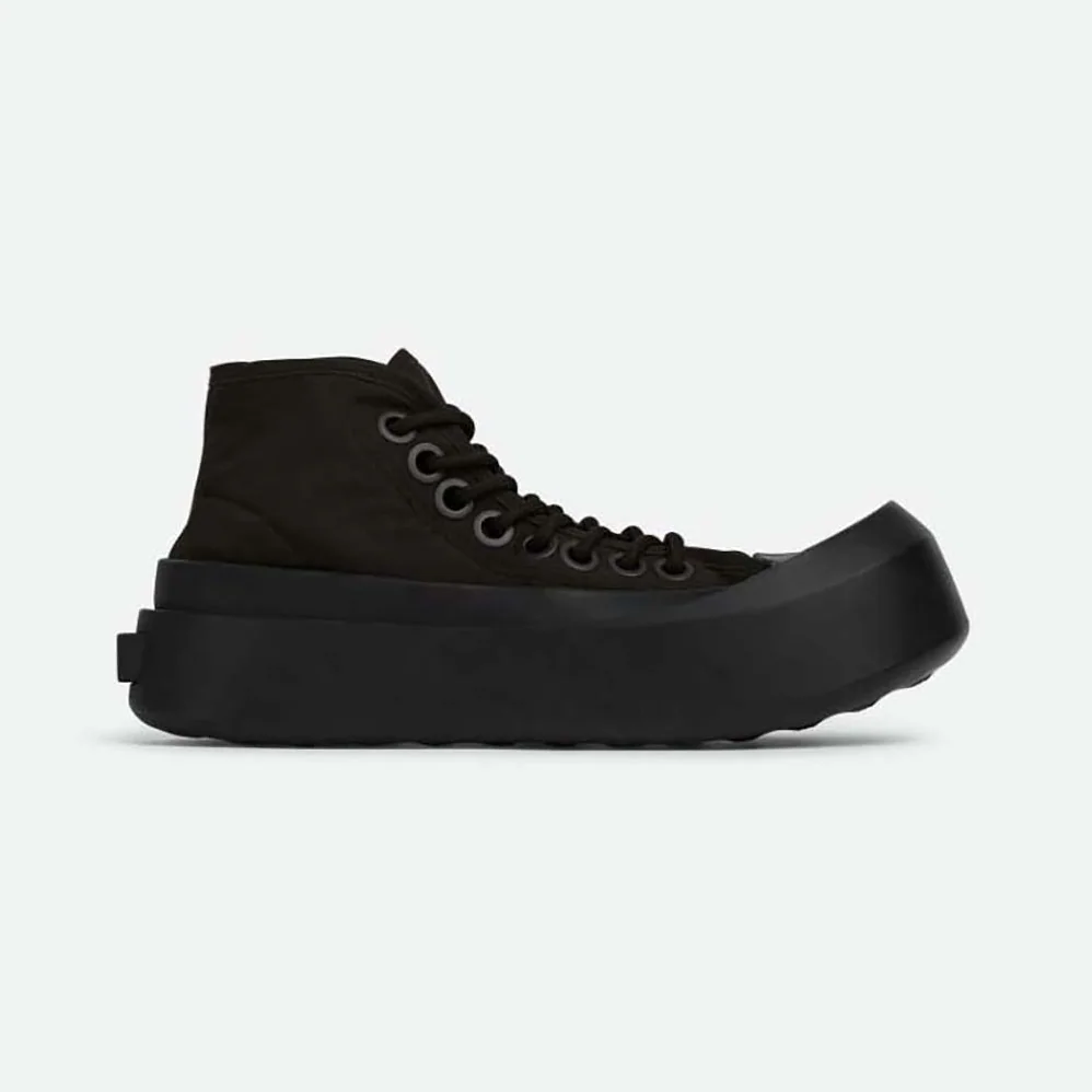 Bottega Veneta Jumbo Sneaker Nylon High Top Lace-up Sneakers for Unisex in Black Bottega Veneta Jumbo Sneaker Nylon High Top Lace-up Sneakers for Unisex in Black