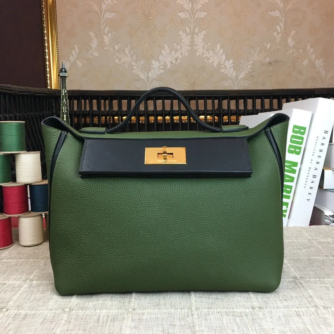 Hermes Clemence Swift Green Gold Toned Hardware Hermes Clemence Swift Green Gold Toned Hardware