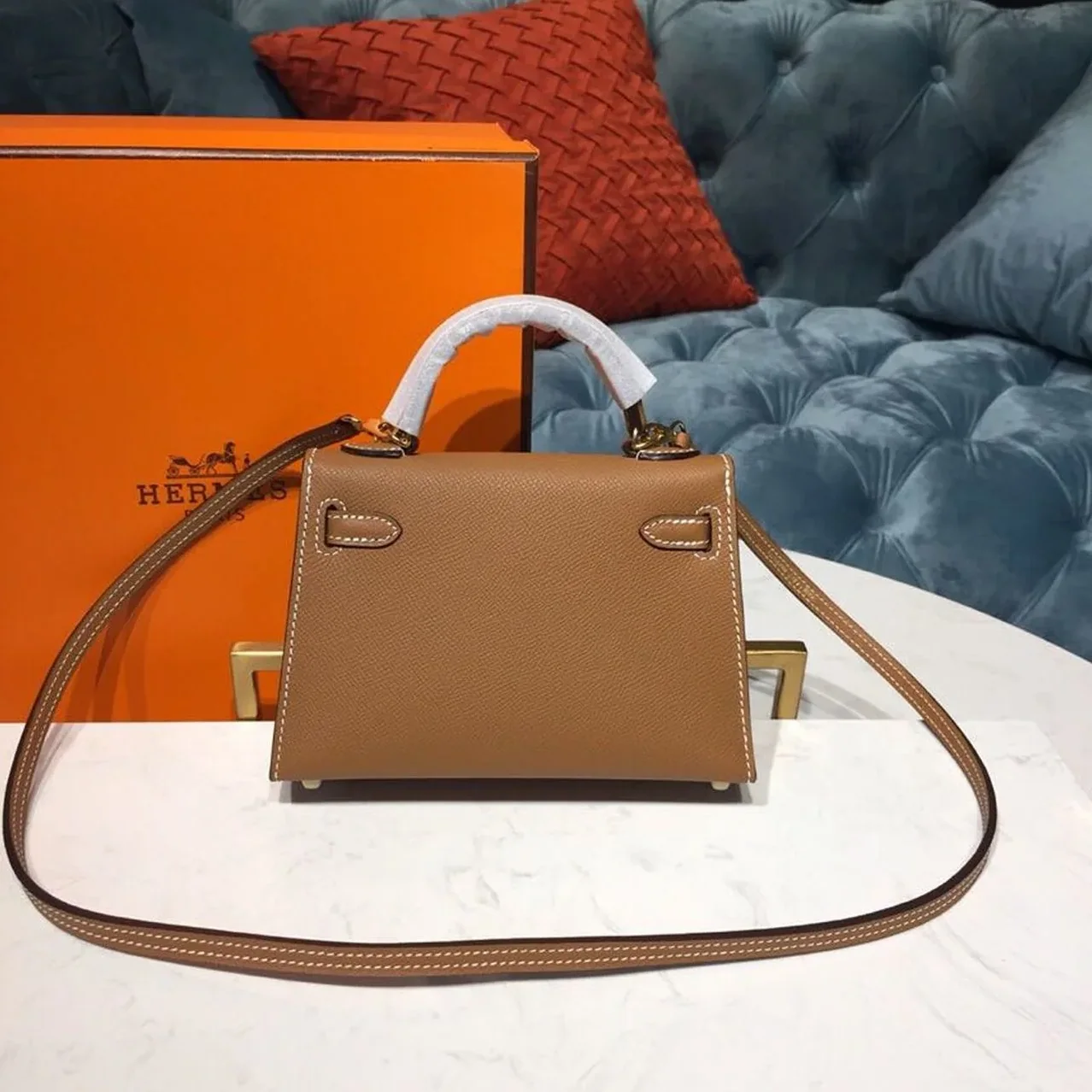 Hermes Mini Kelly Gold Gold Toned Hardware / Hermes Mini Kelly Gold Gold Toned Hardware /