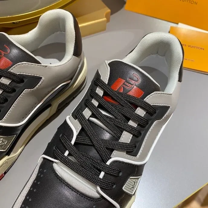 Louis Vuitton Trainer Sneaker Black in Grey Virgil Abloh Louis Vuitton Trainer Sneaker Black in Grey Virgil Abloh