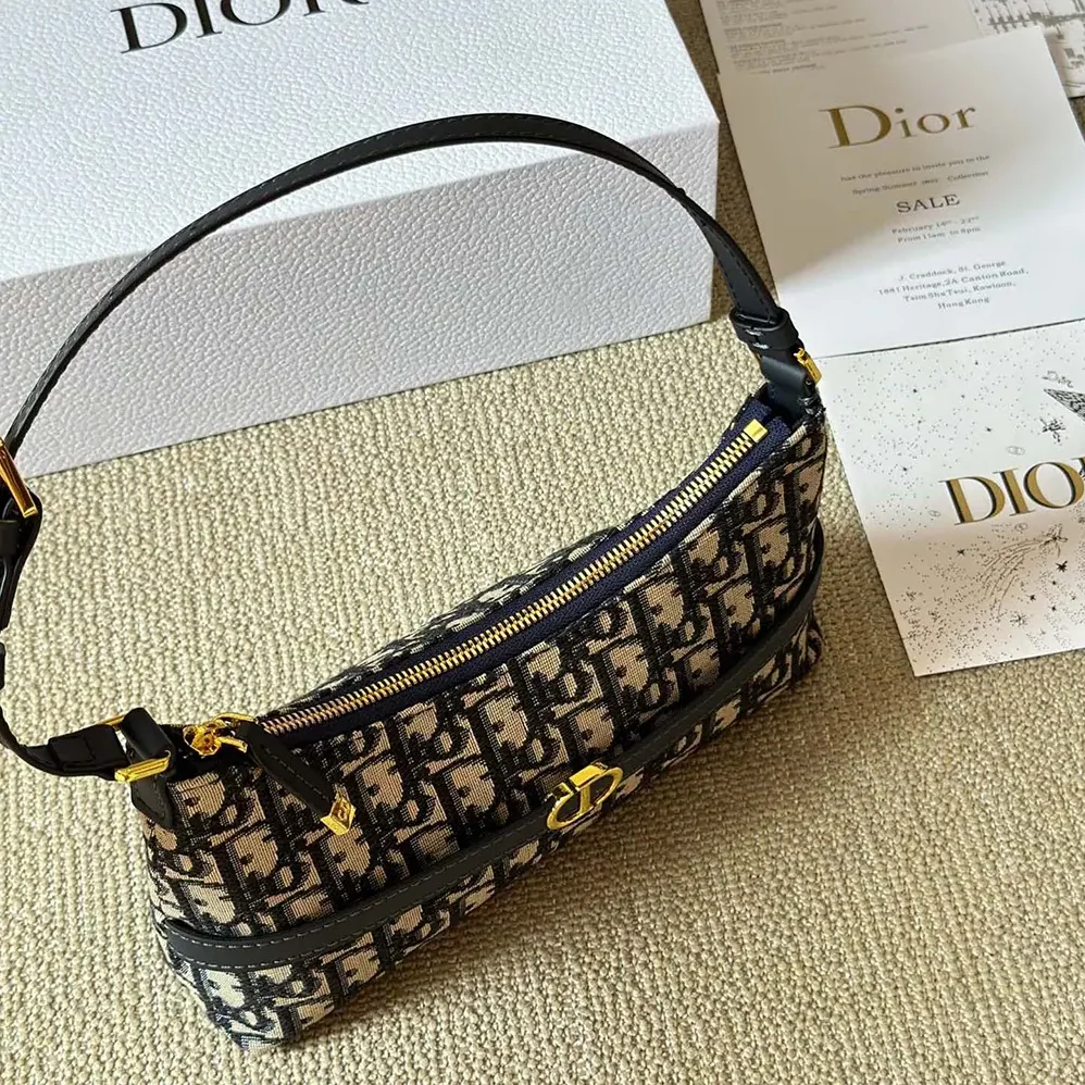 Dior 30 Montaigne Cigale Mini Bag Blue Dior Oblique Jacquard for Women Dior 30 Montaigne Cigale Mini Bag Blue Dior Oblique Jacquard for Women