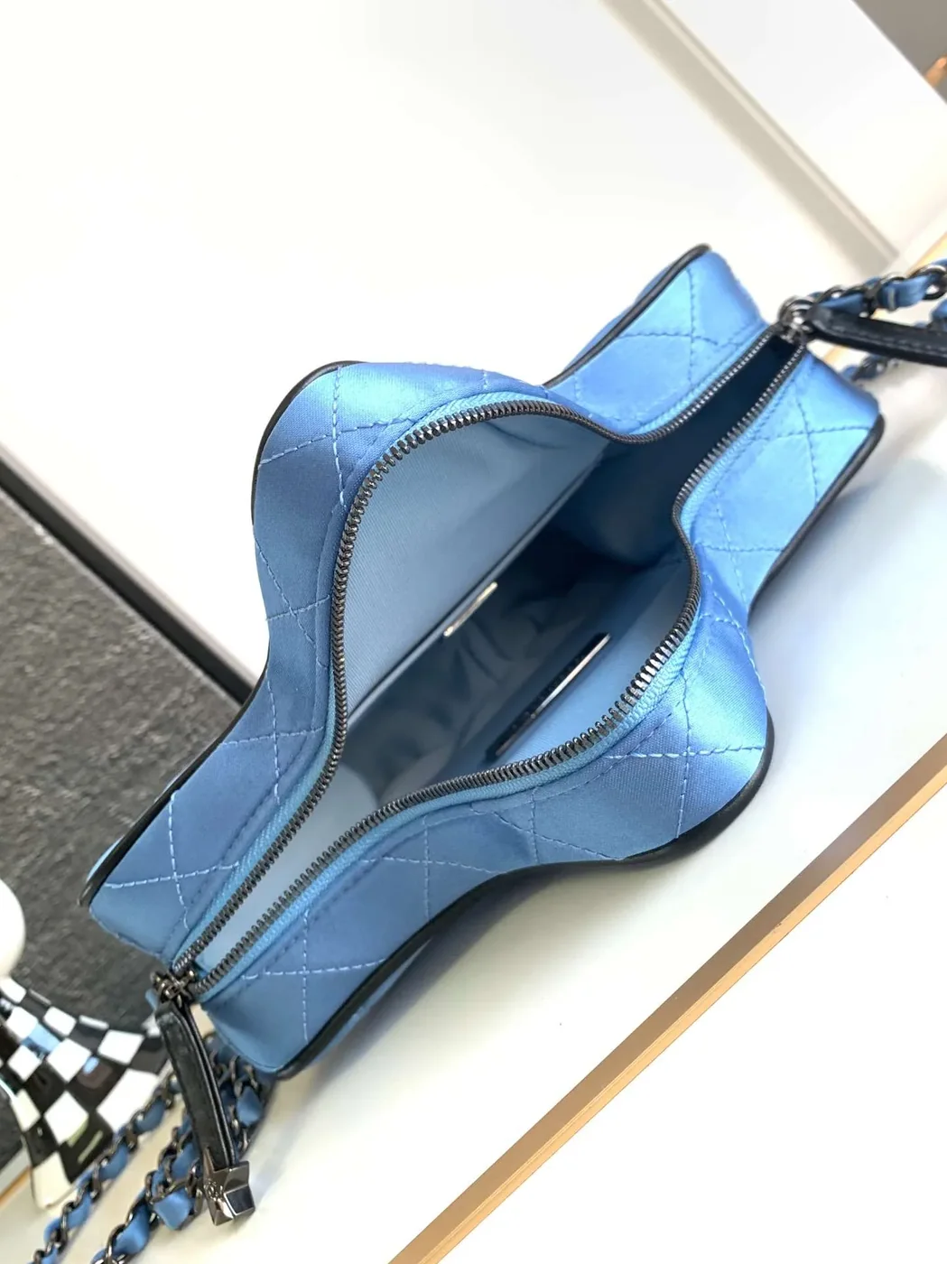 Chanel Star Handbag Red in Blue / Chanel Star Handbag Red in Blue /
