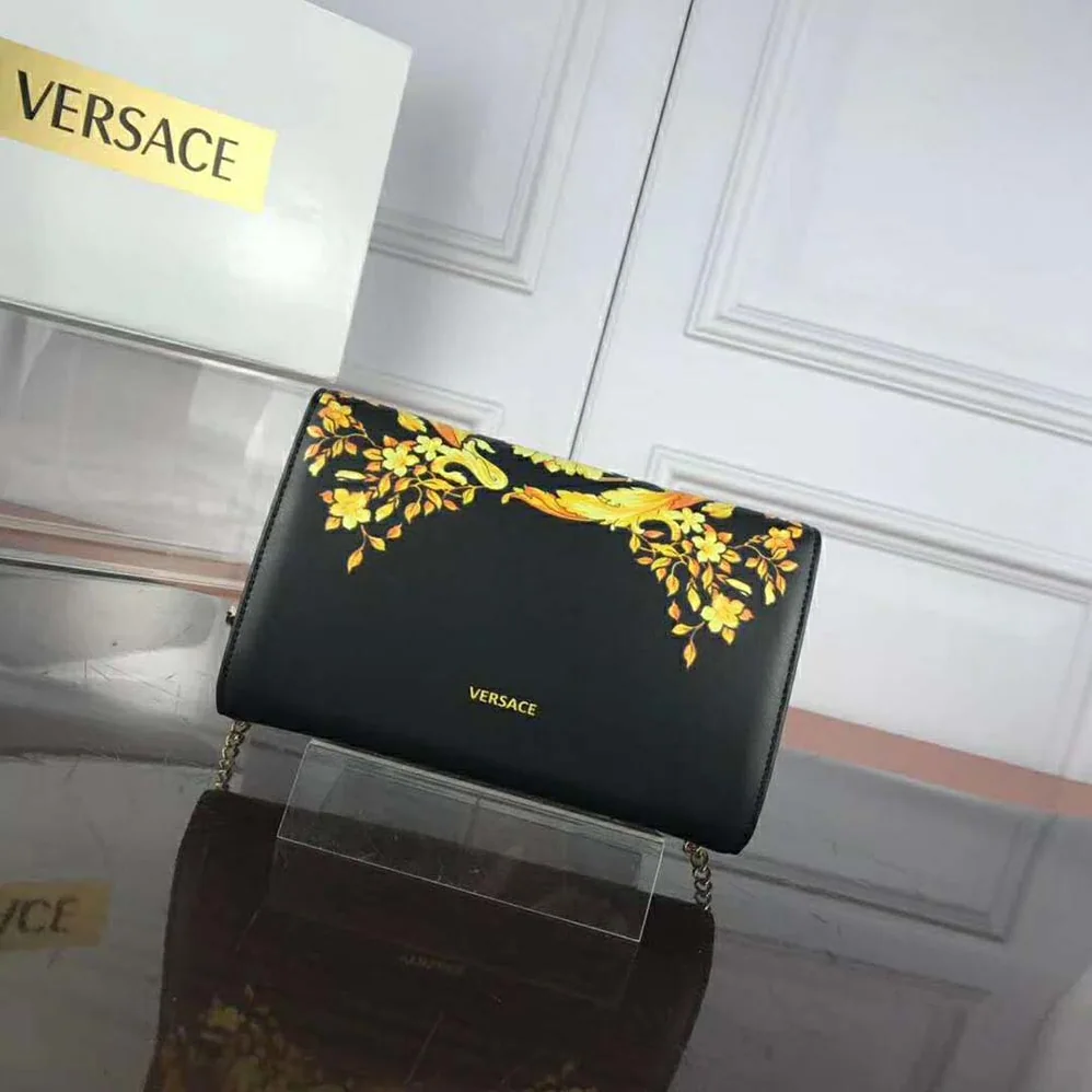 Versace Barocco SS'92 Evening Bag for Women in Black Versace Barocco SS'92 Evening Bag for Women in Black