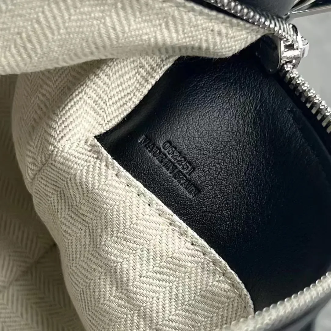 Loewe Small Puzzle Bag Black / Loewe Small Puzzle Bag Black /