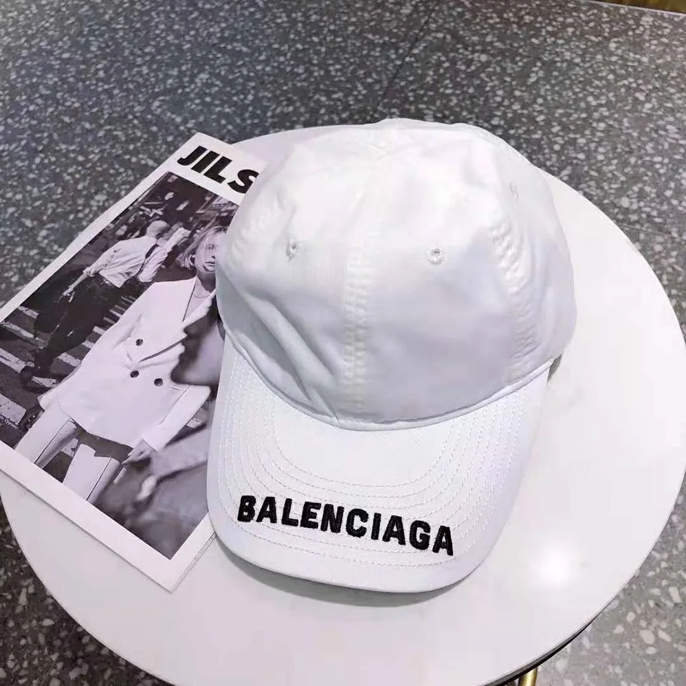 Balenciaga Logo Visor Cap in White and Black Cotton Drill for Women Balenciaga Logo Visor Cap in White and Black Cotton Drill for Women