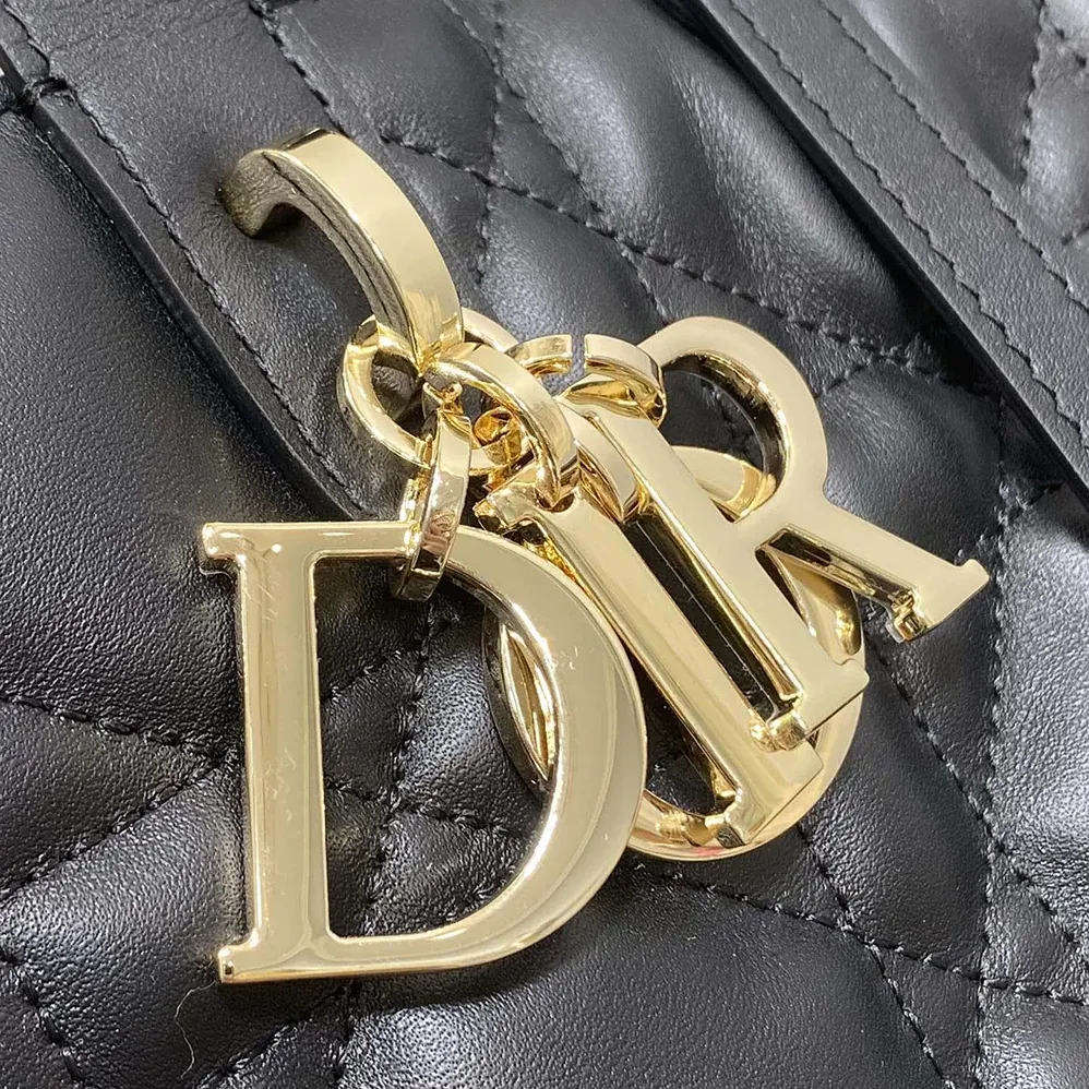 Dior Medium Dior Toujours Vertical Tote Bag Black Macrocannage Calfskin for Women Dior Medium Dior Toujours Vertical Tote Bag Black Macrocannage Calfskin for Women