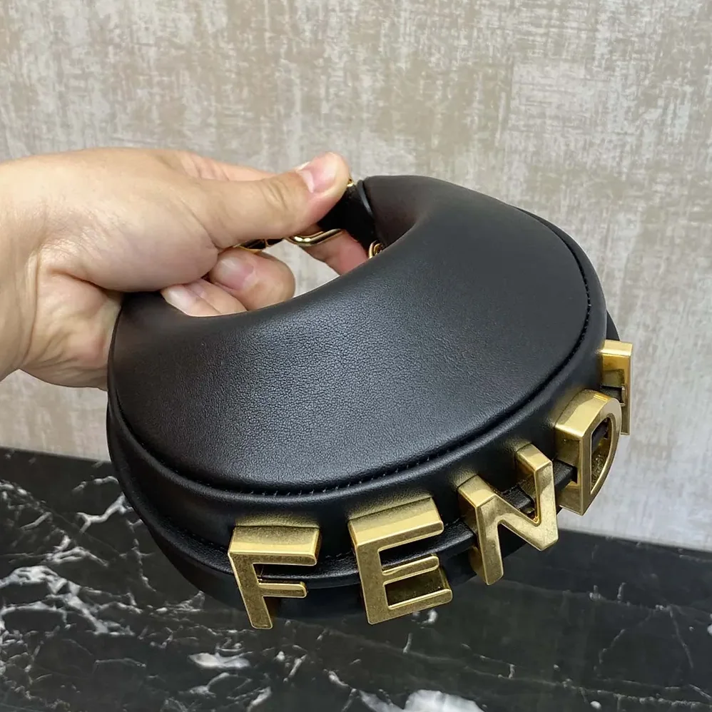 Fendi Fendigraphy Mini Black Leather Mini for Women in bag Fendi Fendigraphy Mini Black Leather Mini for Women in bag