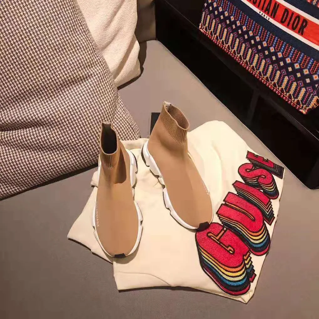 Balenciaga Speed Trainers in Knit and Balenciaga Logo for Women in Sandy