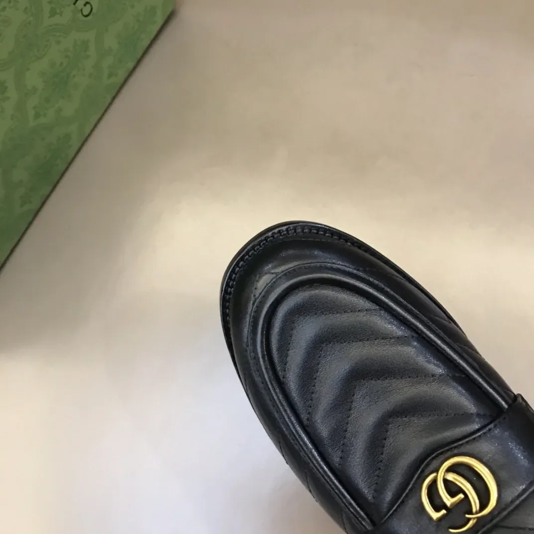 Gucci Slipper With Interlocking G Black Gucci Slipper With Interlocking G Black