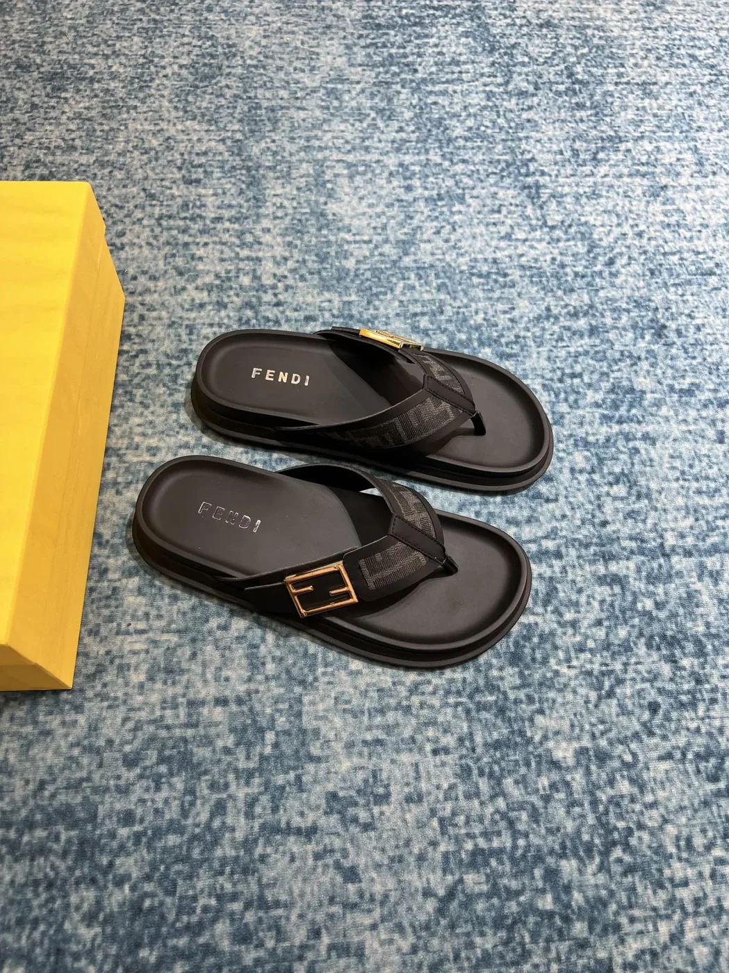 Fendi FF Slides Black Fendi FF Slides Black