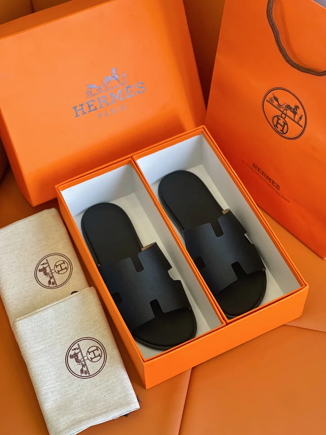 Hermes Izmir Sandals Black in Orange Hermes Izmir Sandals Black in Orange
