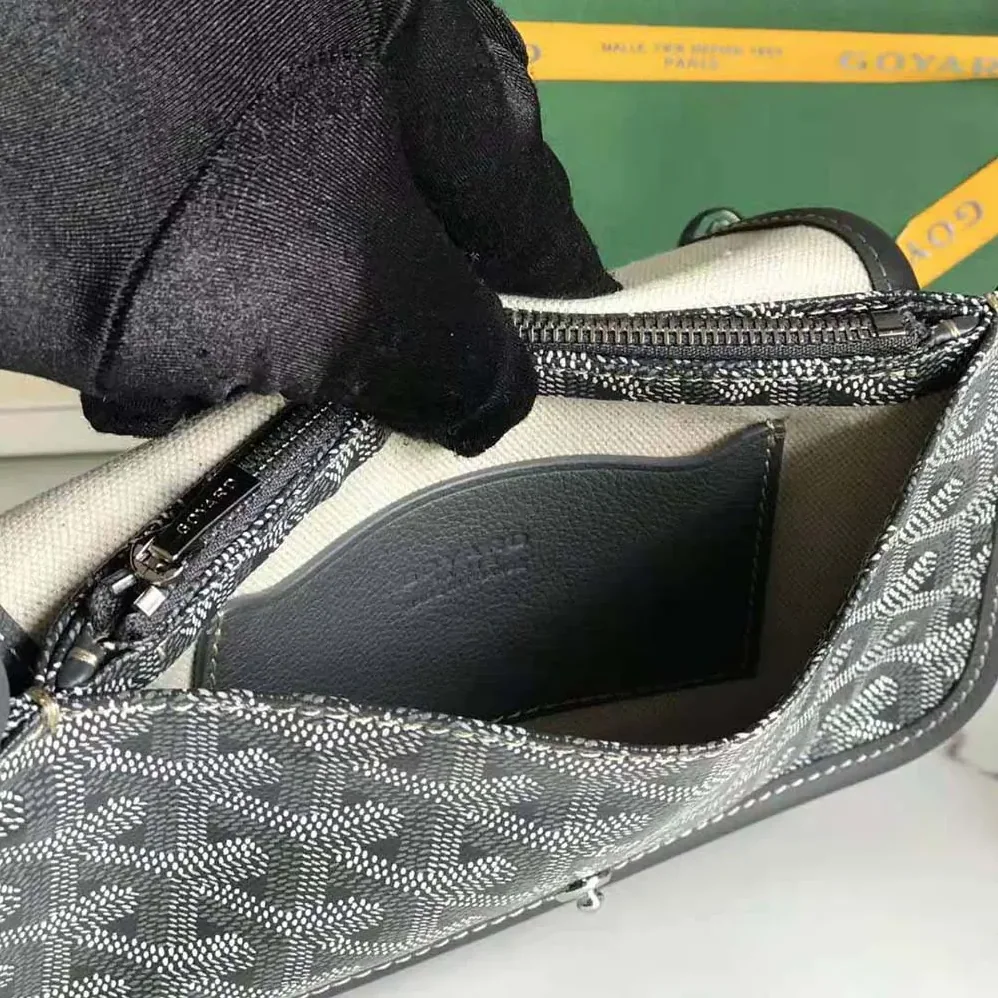 Goyard Plumet Pocket Wallet for Women in Grey