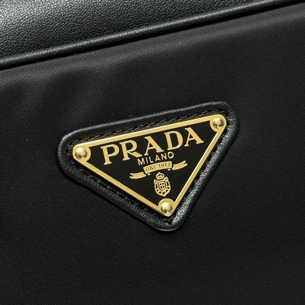 Prada Large Re-Nylon and Leather Top for Women in handle Bag with Padlock Prada Large Re-Nylon and Leather Top for Women in handle Bag with Padlock