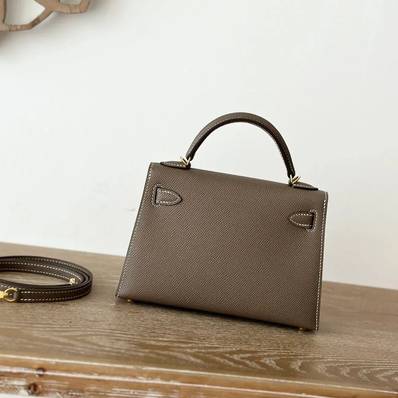 Hermes Kelly Mini Top Handle Bag / Etoupe Epsom Gold Hardware 's Hermes Kelly Mini Top Handle Bag / Etoupe Epsom Gold Hardware 's