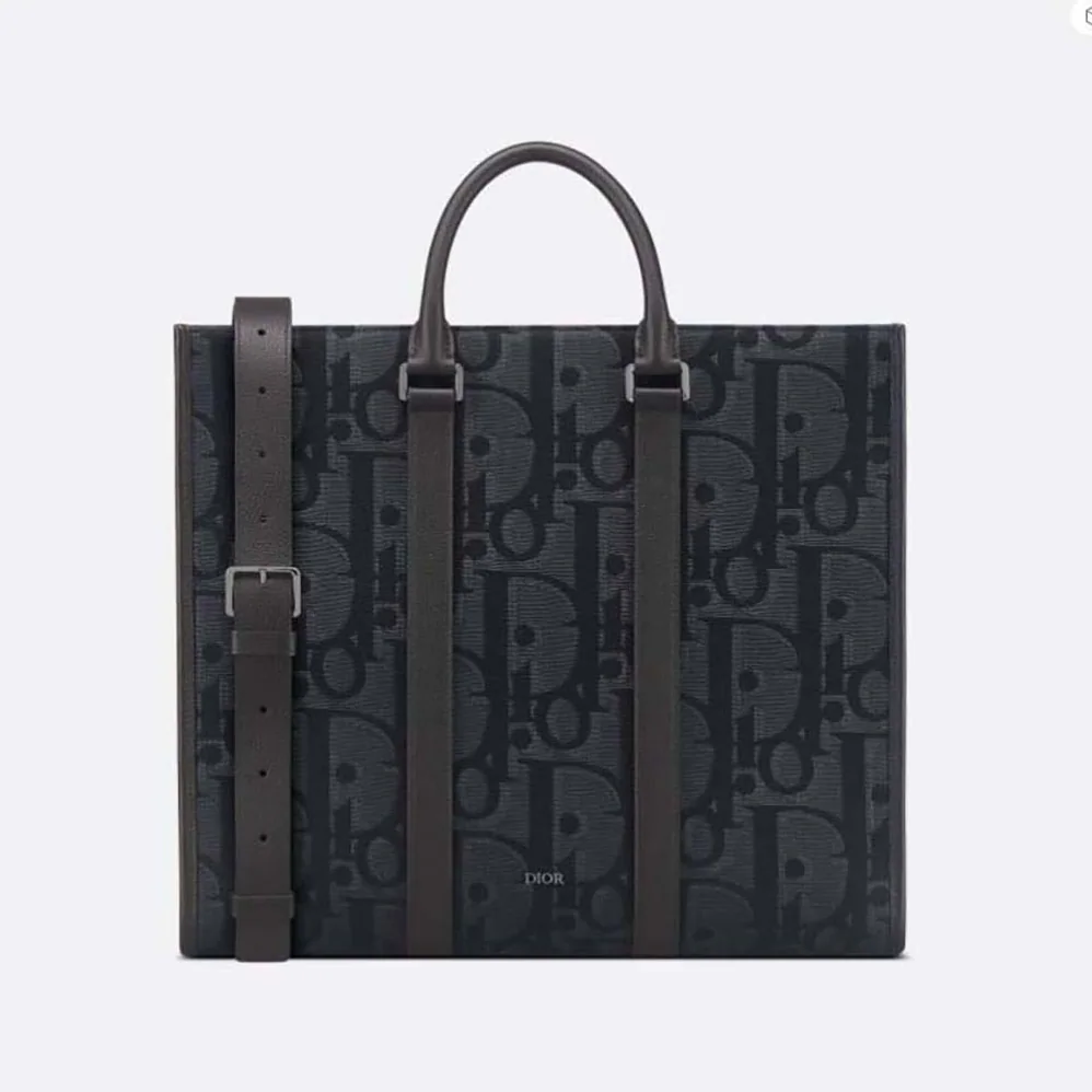 Dior East-West Tote Bag Black Maxi Dior Oblique Jacquard for Men Dior East-West Tote Bag Black Maxi Dior Oblique Jacquard for Men