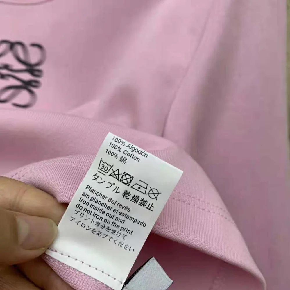 Loewe Cropped T-shirt in Cotton for Women in Pink Loewe Cropped T-shirt in Cotton for Women in Pink