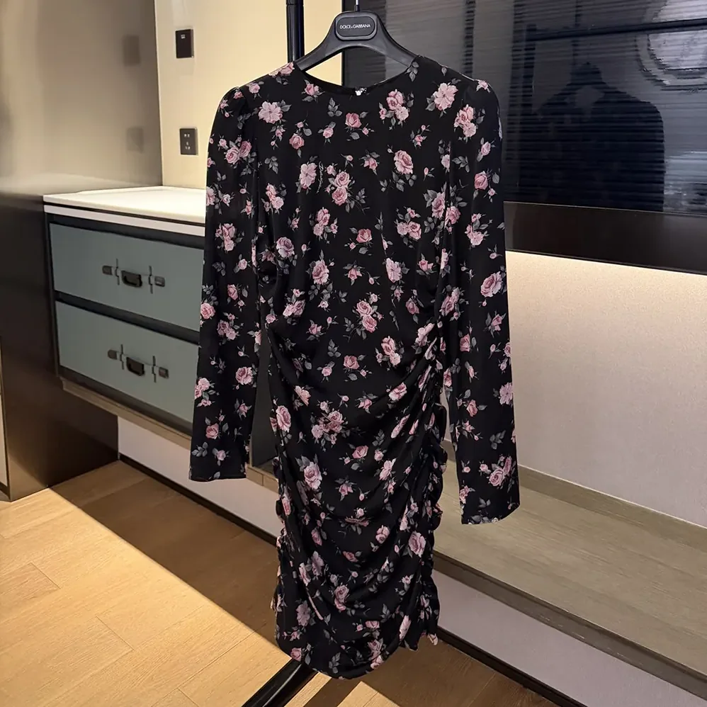 Dolce Gabbana D&G Vintage Rose for Women in Print Draped Dress Dolce Gabbana D&G Vintage Rose for Women in Print Draped Dress
