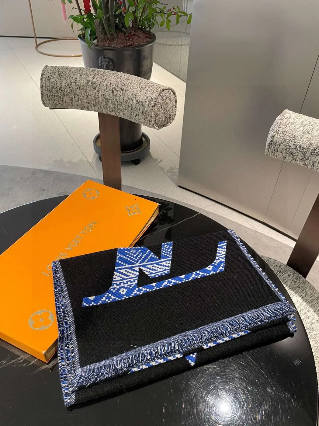 Louis Vuitton MNG Two in Sided Scarf Blue