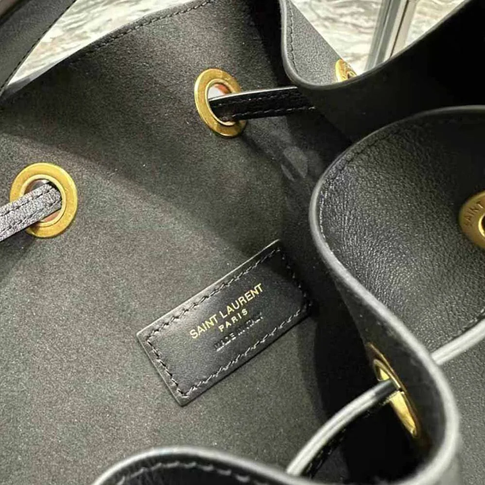 Saint Laurent YSL Paris Vii Large Flat Hobo Bag in Crocodile for Women in Embossed Leather Saint Laurent YSL Paris Vii Large Flat Hobo Bag in Crocodile for Women in Embossed Leather