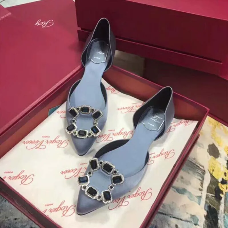 Roger Vivier Shoes Dorsay Crown Jewels Ballerinas for Women in Blue Roger Vivier Shoes Dorsay Crown Jewels Ballerinas for Women in Blue