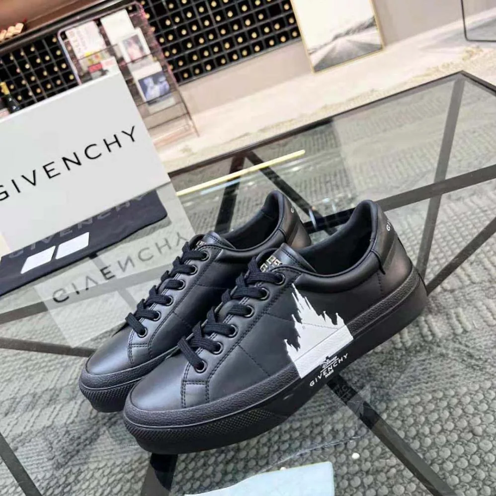 Givenchy City Sport Disney Castle Sneakers in Leather for Men in Black Givenchy City Sport Disney Castle Sneakers in Leather for Men in Black