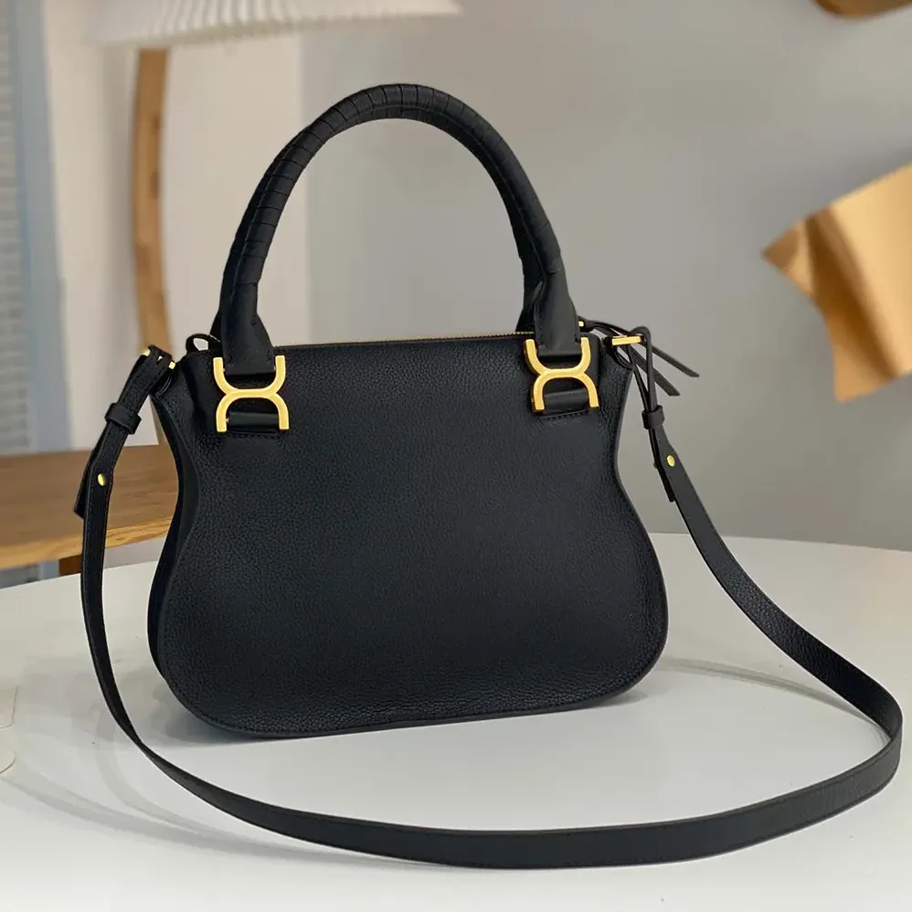 Chloe Small Marcie Bag in Grained Leather for Women in Black Chloe Small Marcie Bag in Grained Leather for Women in Black