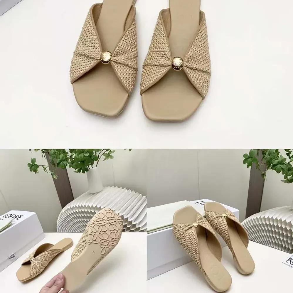 Loewe Pebble Soft Slide in Raffia for Women in effect Fabric