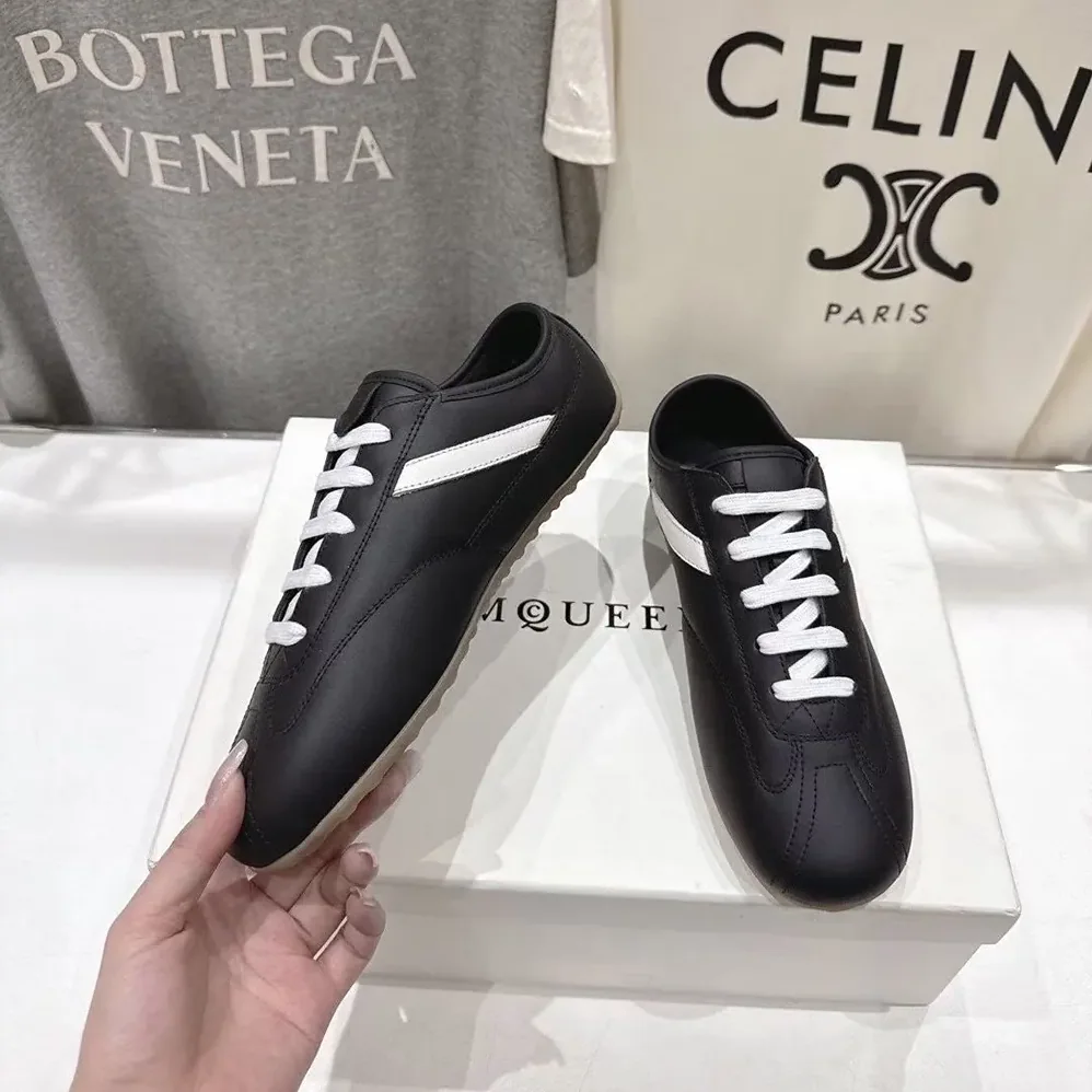 Alexander Mcqueen Boxe Sneaker in Black for Unisex Alexander Mcqueen Boxe Sneaker in Black for Unisex