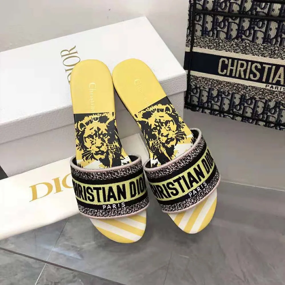 Dior Dway Slide Bright Yellow and Pink D for Women in Jungle Pop Cotton Embroidery Dior Dway Slide Bright Yellow and Pink D for Women in Jungle Pop Cotton Embroidery