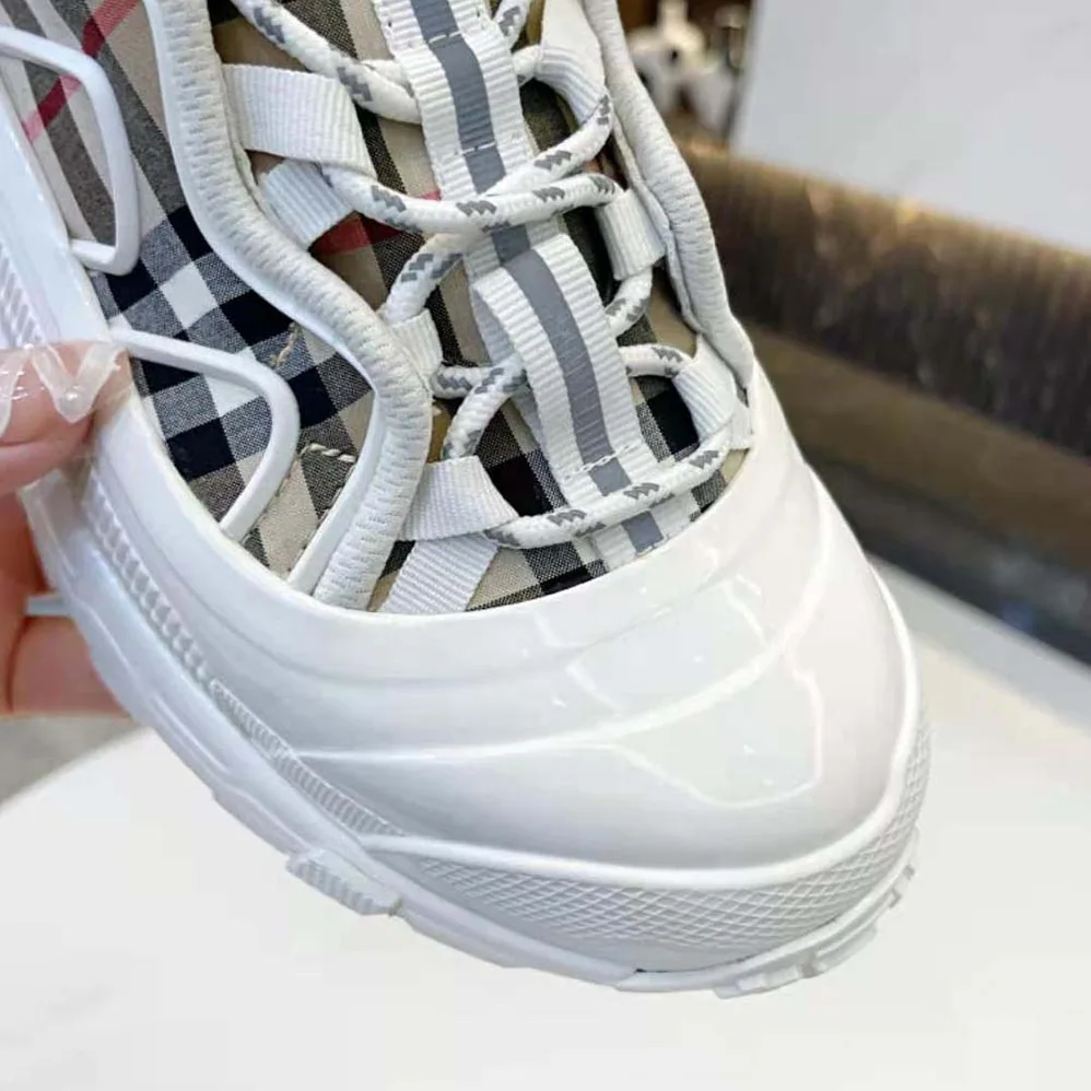 Burberry Vintage Check Cotton and Leather Arthur Sneakers for Women in White Burberry Vintage Check Cotton and Leather Arthur Sneakers for Women in White