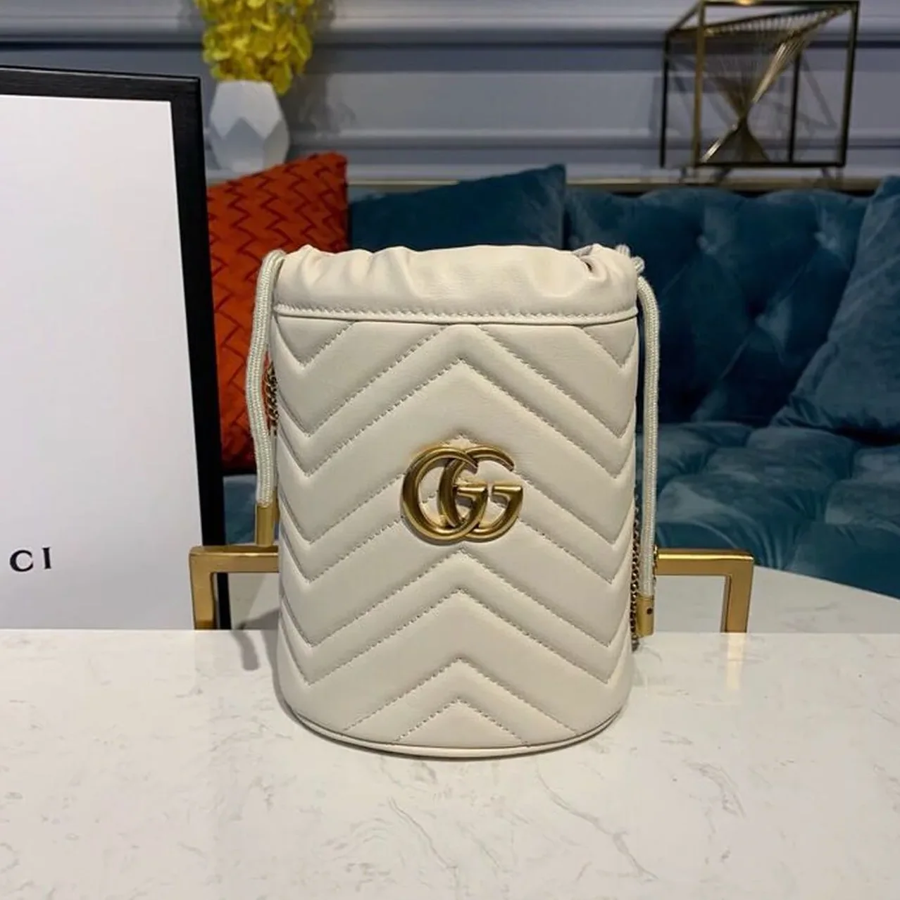 Gucci GG Marmont Mini Bucket Bag White Matelassé Chevron /