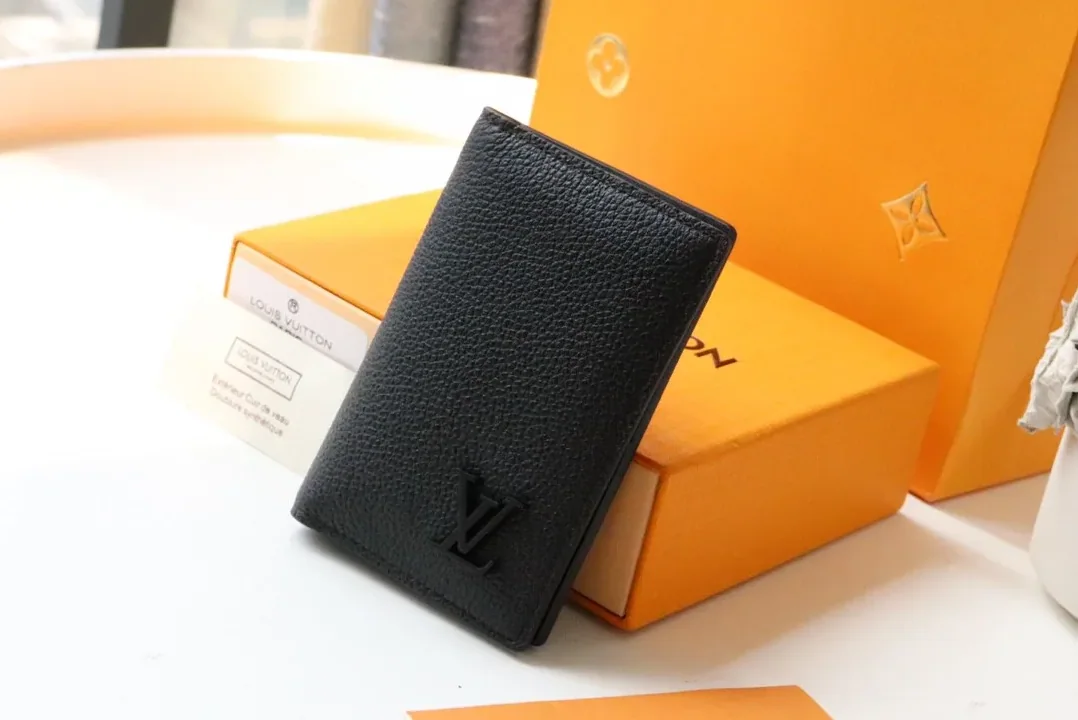 Louis Vuitton Pocket Organizer The New LV Aerogram Version Louis Vuitton Pocket Organizer The New LV Aerogram Version