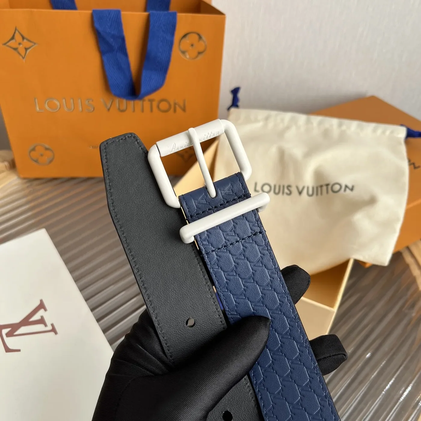 Louis Vuitton LV Initiales Embossed Belt Navy Blue With Matte White Buckle Louis Vuitton LV Initiales Embossed Belt Navy Blue With Matte White Buckle