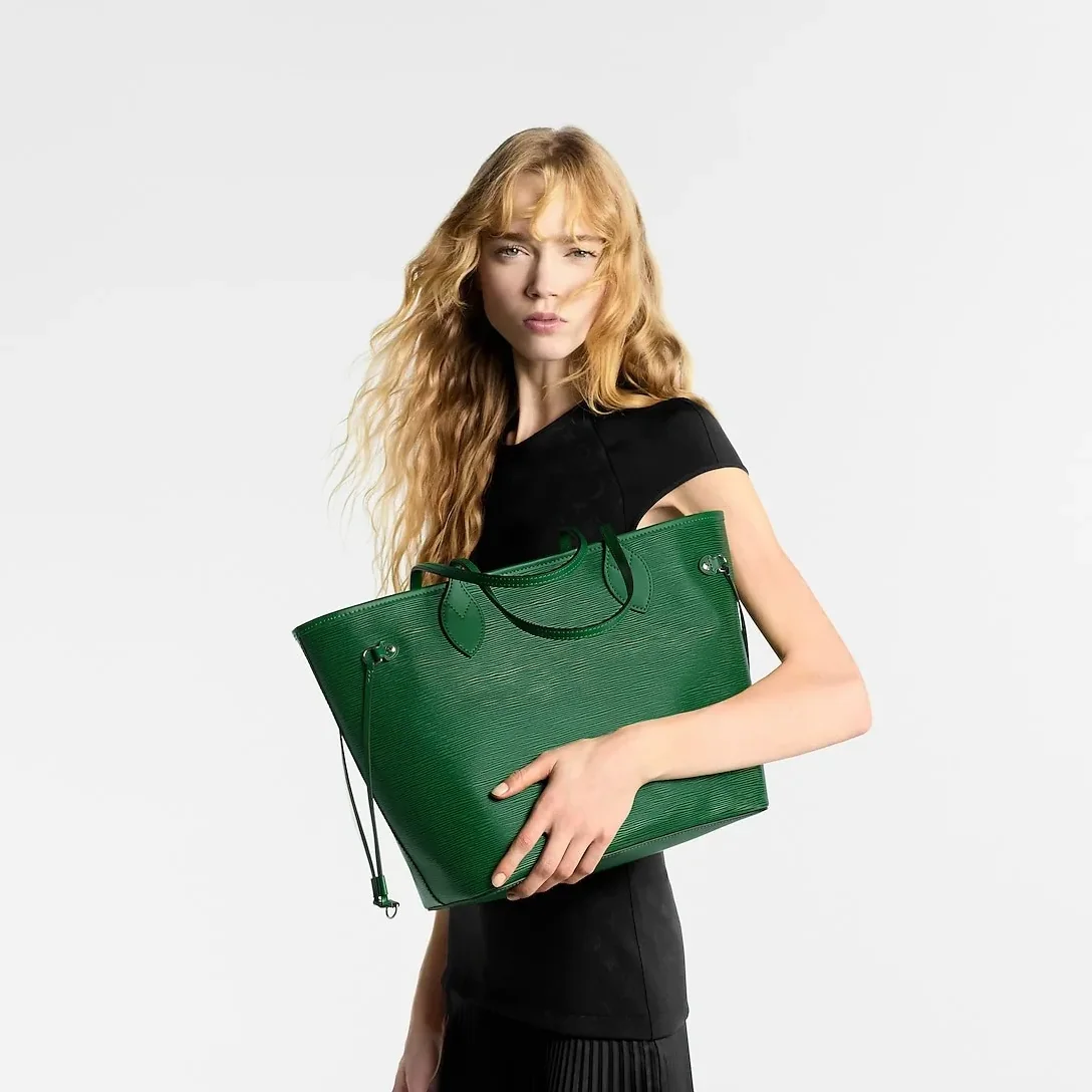 Louis Vuitton Neverfull MM Tote Bag in Borneo Green Gold Hardware