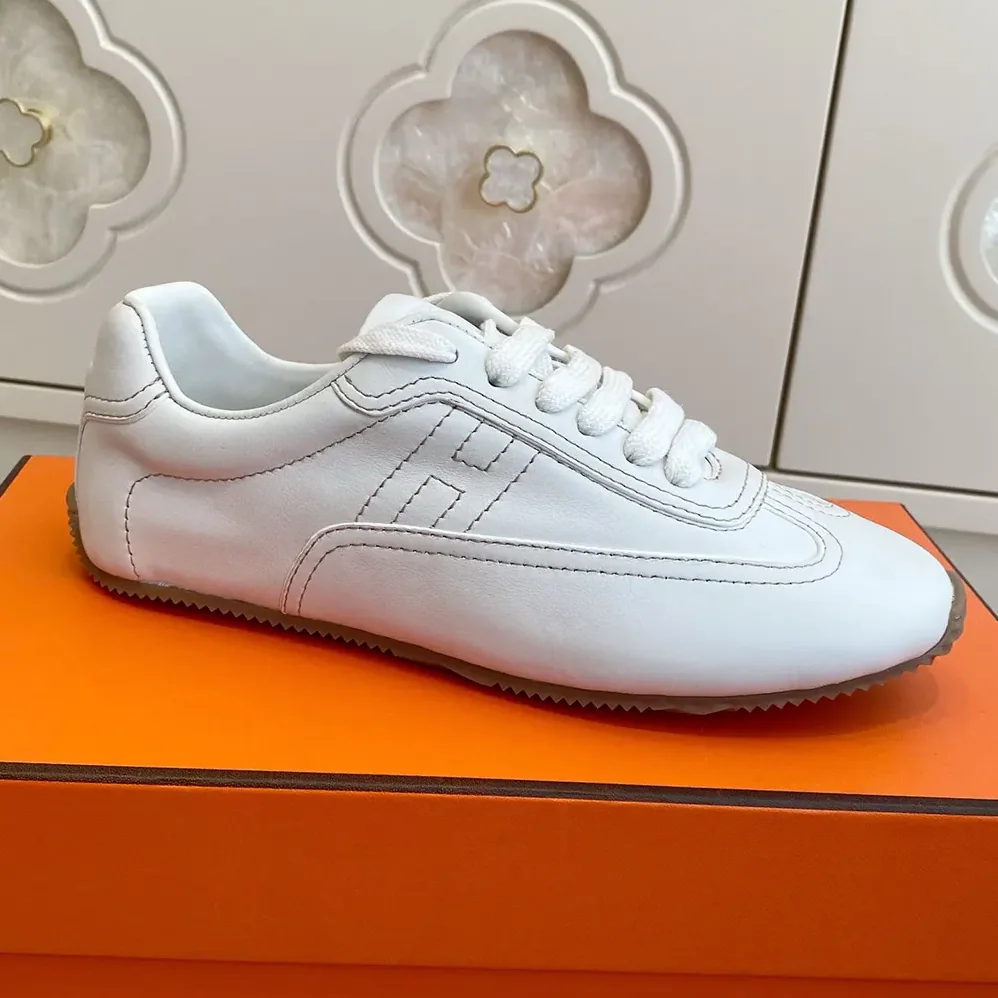 Hermes Master sneaker in Supple Calfskin for Unisex in White Hermes Master sneaker in Supple Calfskin for Unisex in White