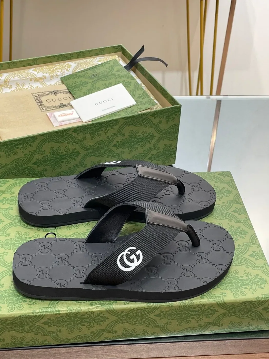 Gucci Thong Sandal Black Gucci Thong Sandal Black