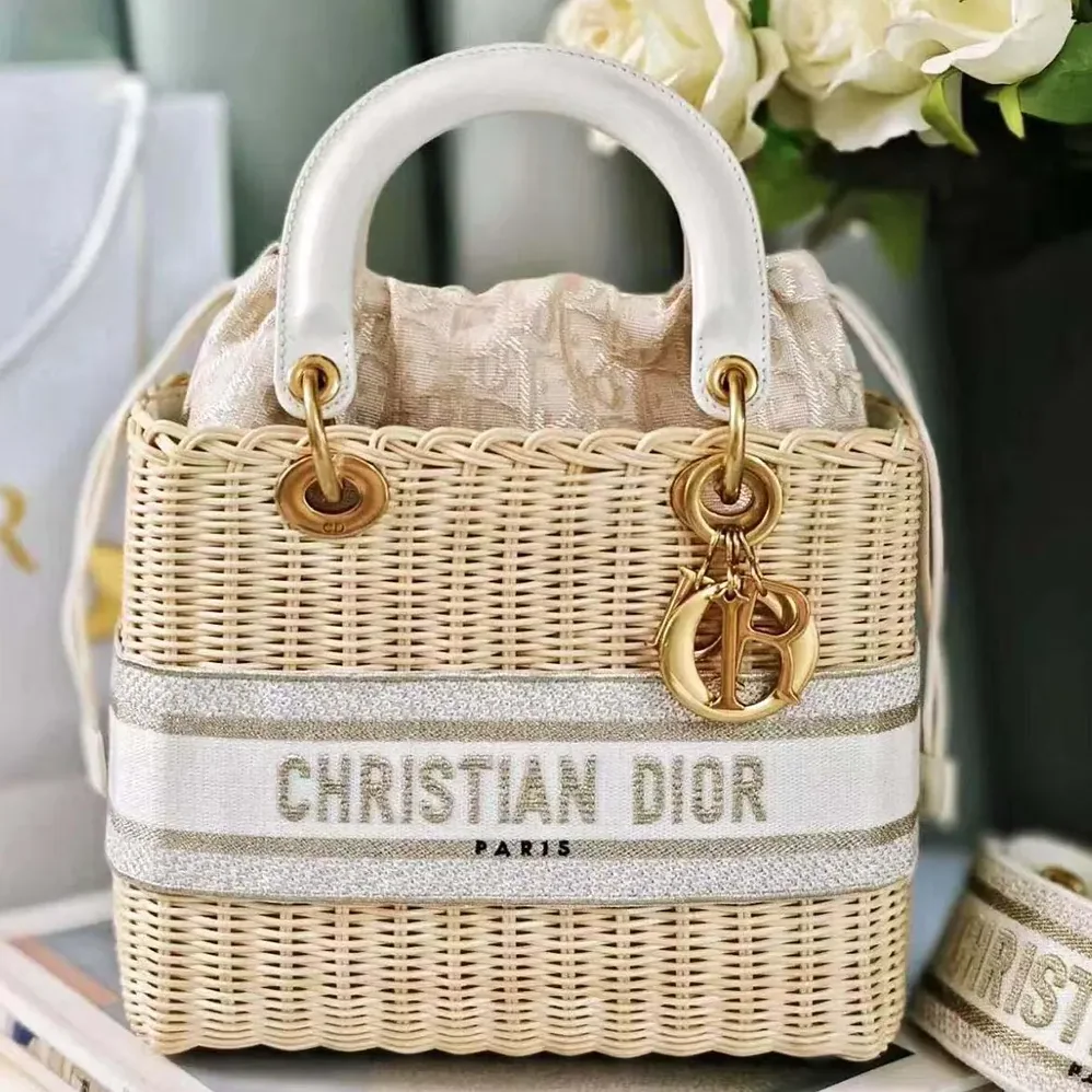 Dior Medium Lady Dior Bag Natural Wicker and White Dior Oblique Jacquard for Women Dior Medium Lady Dior Bag Natural Wicker and White Dior Oblique Jacquard for Women