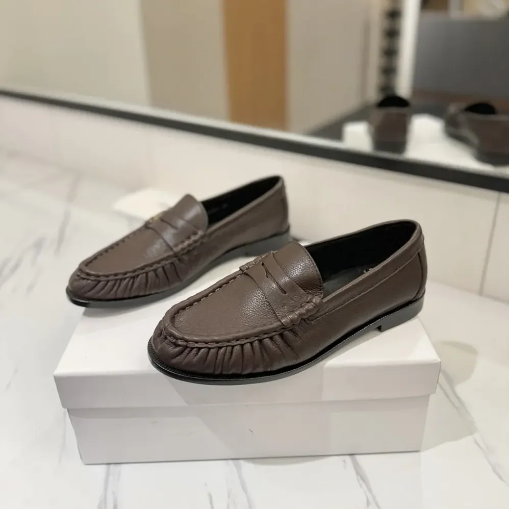 Saint Laurent YSL Le Loafer Supple in Matte Leather for Unisex