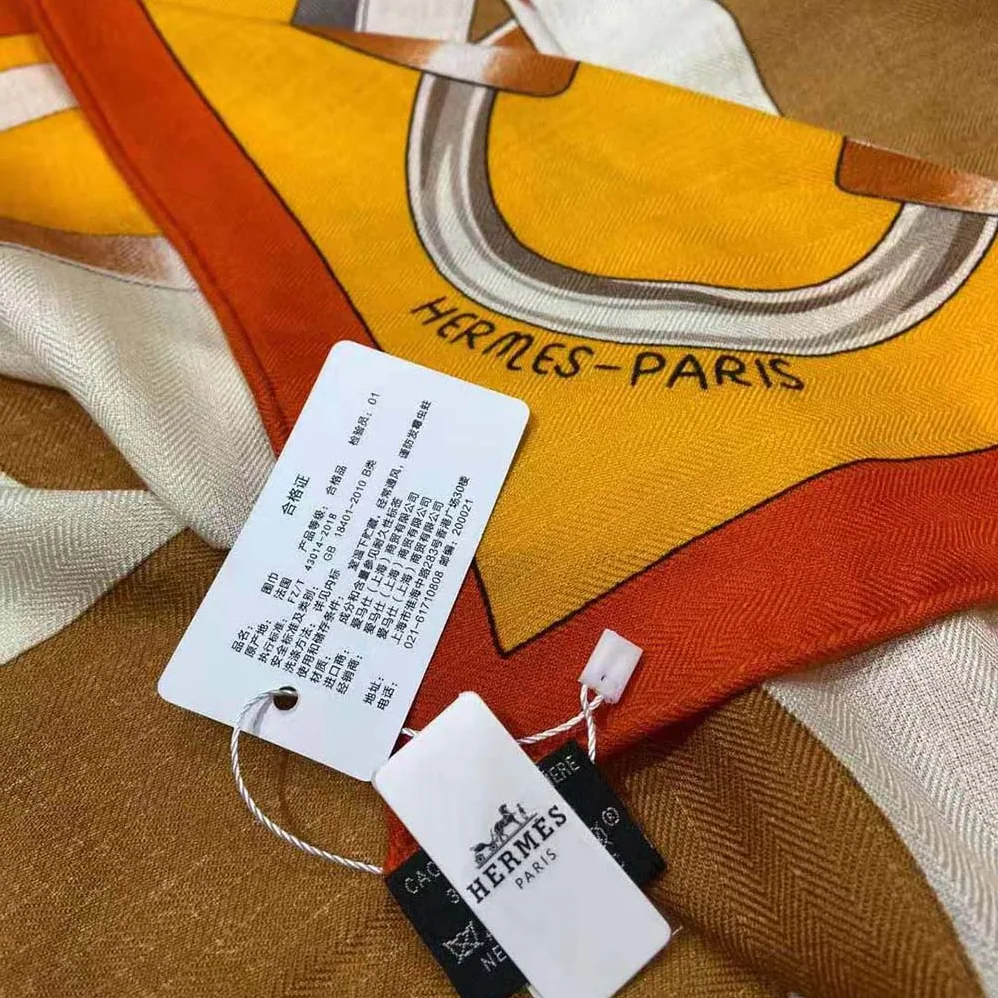 Hermes Figure Artistique Scarf 90 for Women in Orange Hermes Figure Artistique Scarf 90 for Women in Orange