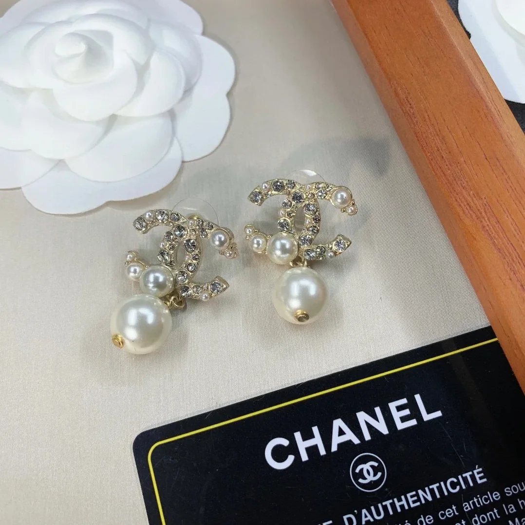 Chanel Pearl C Double Earrings Gold Chanel Pearl C Double Earrings Gold