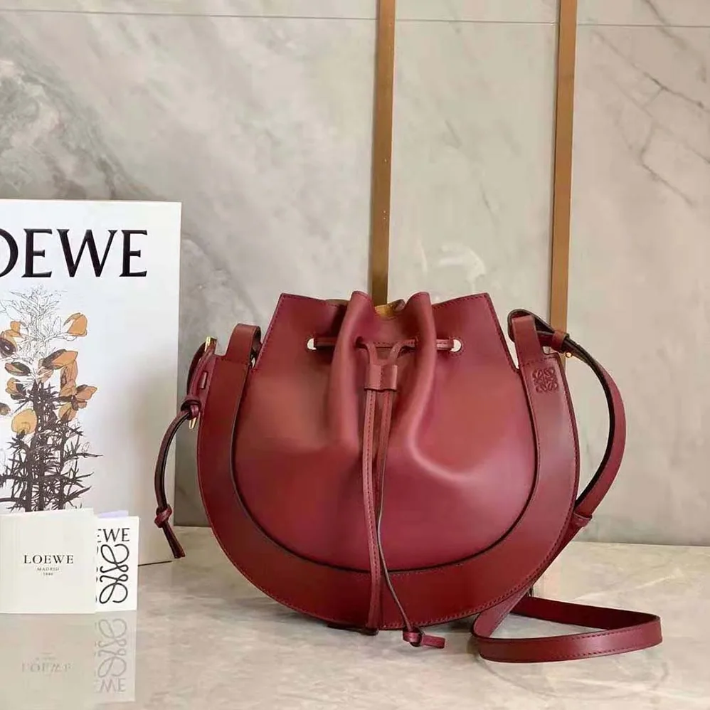 Loewe Horseshoe Bag in Nappa Calfskin for Women in Maroon