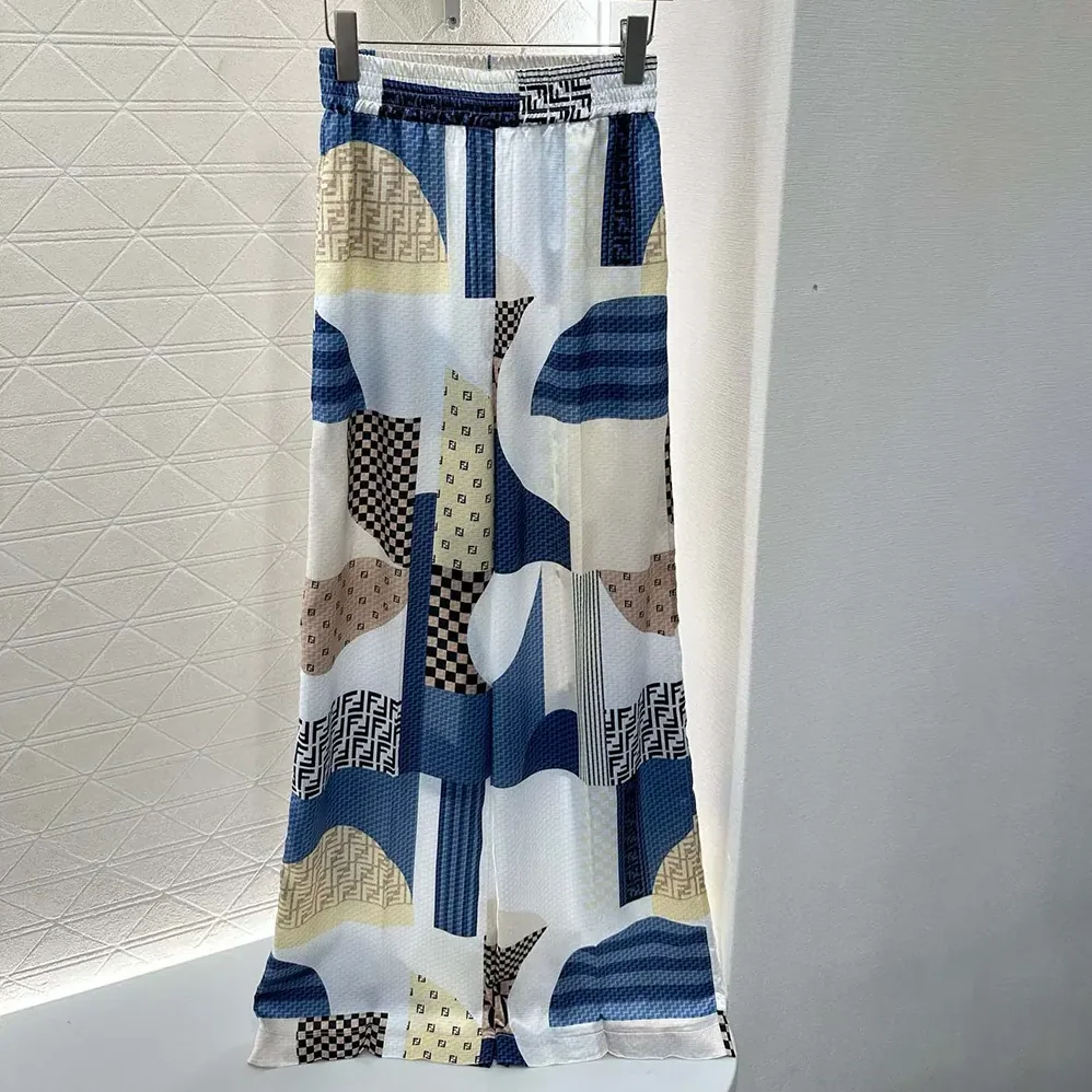 Fendi Blue Silk Pants with Patchwork Print for Women Fendi Blue Silk Pants with Patchwork Print for Women