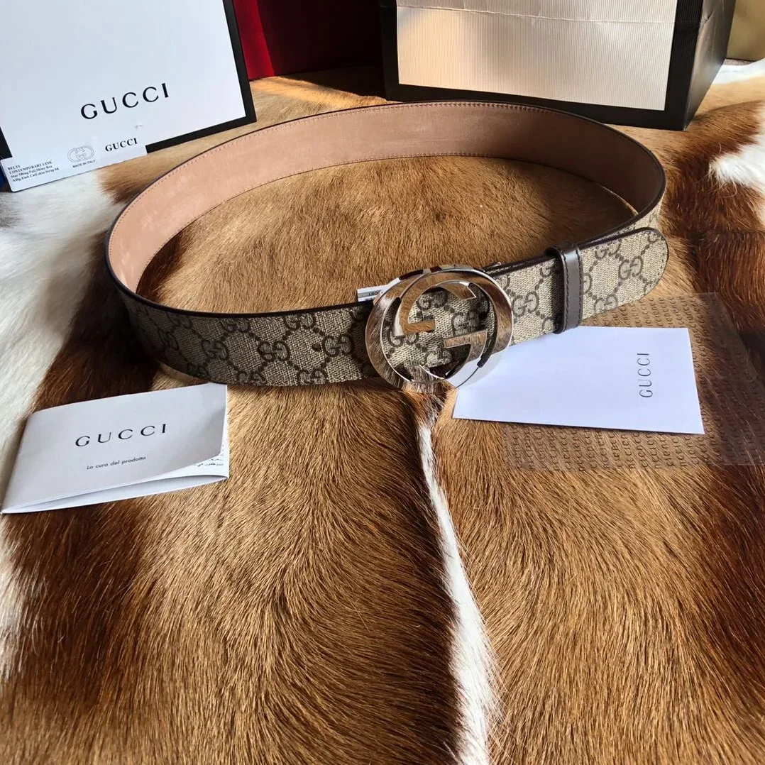 Gucci GG Belt With Interlocking G Buckle Beige in Ebony