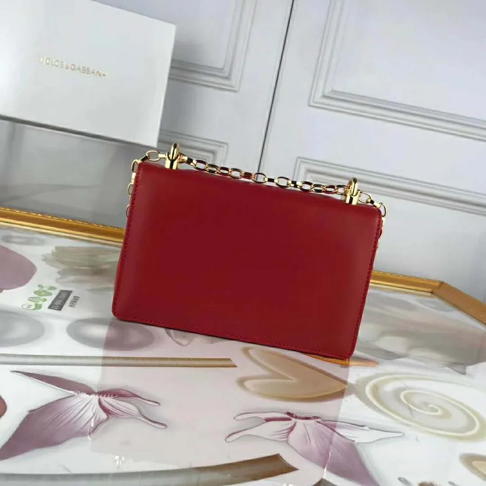 Dolce Gabbana D&G DG Girls Shoulder Bag Nappa Leather for Women in Red Dolce Gabbana D&G DG Girls Shoulder Bag Nappa Leather for Women in Red
