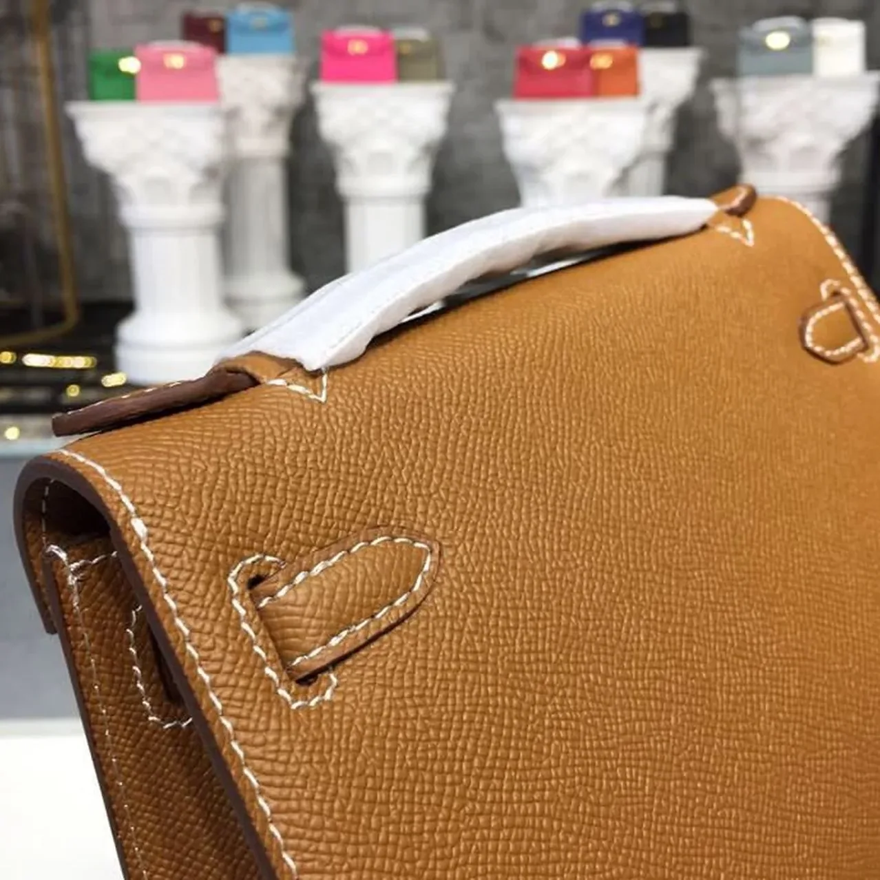 Hermes Mini Kelly KP Pochette Gold Gold Toned Hardware / Hermes Mini Kelly KP Pochette Gold Gold Toned Hardware /
