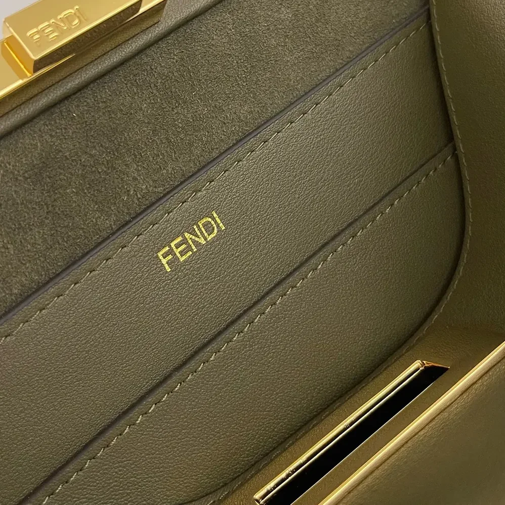 Fendi Peekaboo Soft Medium Green Leather Bag for Women